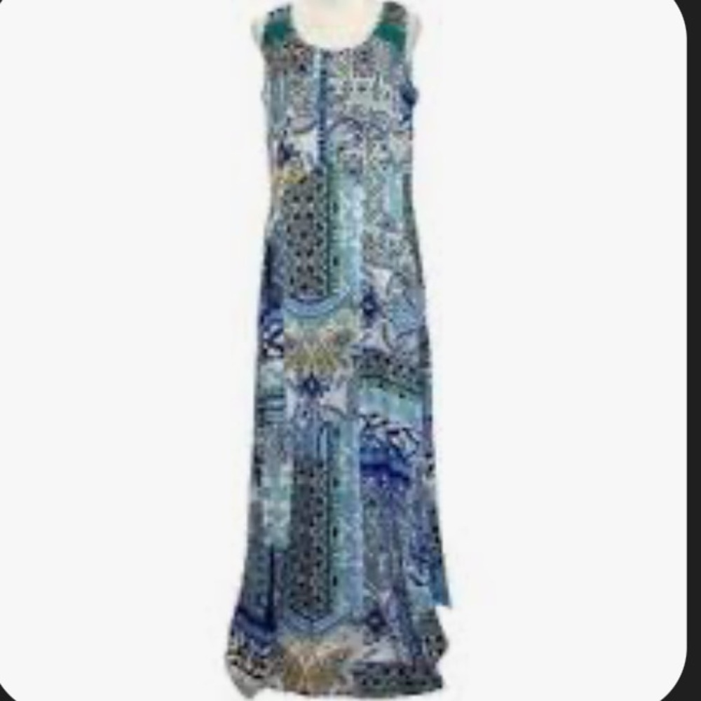 One world maxi dress with lace on back.